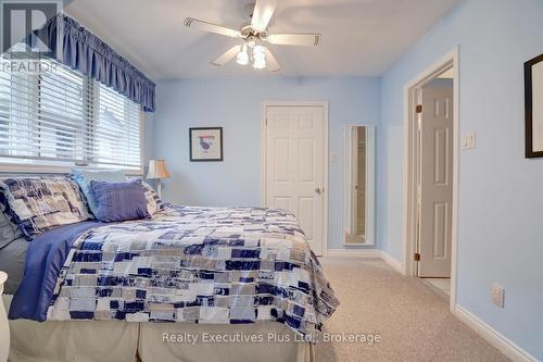322 Pine Avenue, Oakville (Oo Old Oakville), ON - Indoor Photo Showing Bedroom
