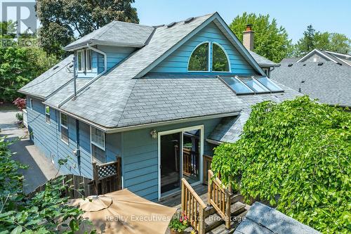 322 Pine Avenue, Oakville (Oo Old Oakville), ON - Outdoor