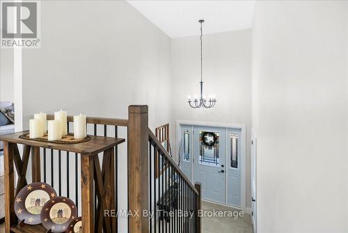 146 Mary Street, Clearview (Creemore), ON - Indoor Photo Showing Other Room