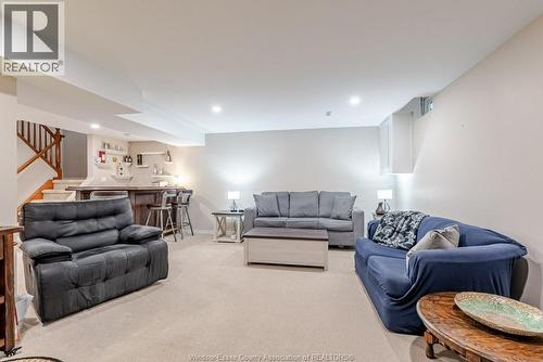 70 Glenroy Unit# 7, London, ON - Indoor Photo Showing Living Room