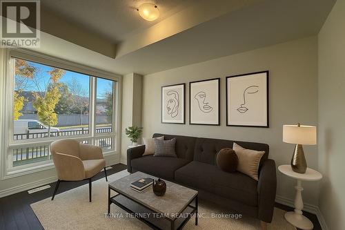 288 Carnwith Drive E, Whitby, ON - Indoor Photo Showing Living Room