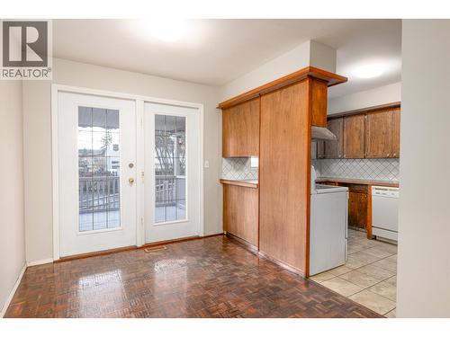 2133 Oak Street, Prince George, BC - Indoor Photo Showing Kitchen