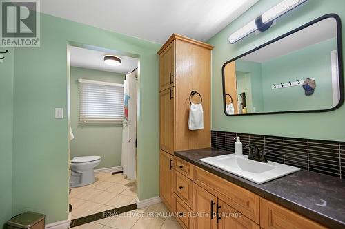 2804 Myrtle Place, Elizabethtown-Kitley, ON - Indoor Photo Showing Bathroom