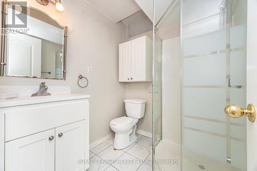 3673 Freeman Terrace, Mississauga, ON - Indoor Photo Showing Bathroom