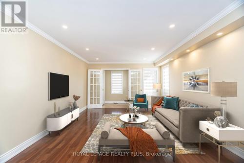 3673 Freeman Terrace, Mississauga, ON - Indoor Photo Showing Living Room