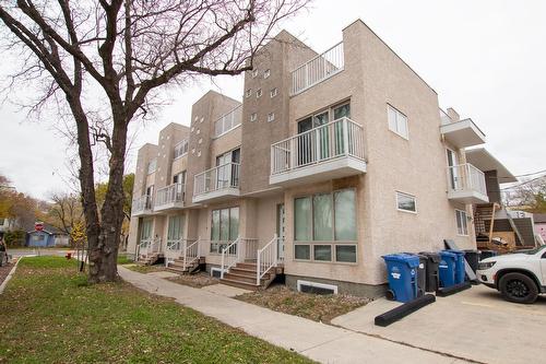 32 Oakleigh Place, Winnipeg, MB - Outdoor With Balcony