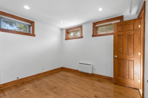 Bedroom - 2140 Ch. Lucerne, Mont-Royal, QC - Indoor Photo Showing Other Room