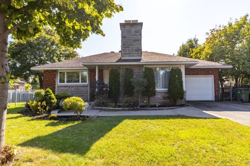 Exterior - 2140 Ch. Lucerne, Mont-Royal, QC - Outdoor