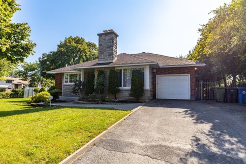Exterior - 2140 Ch. Lucerne, Mont-Royal, QC - Outdoor