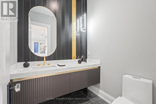 422 Hounslow Avenue, Toronto, ON - Indoor Photo Showing Bathroom