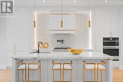 422 Hounslow Avenue, Toronto, ON - Indoor Photo Showing Kitchen With Upgraded Kitchen