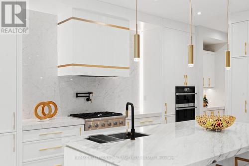 422 Hounslow Avenue, Toronto, ON - Indoor Photo Showing Kitchen With Double Sink With Upgraded Kitchen