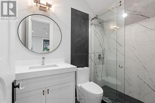 422 Hounslow Avenue, Toronto, ON - Indoor Photo Showing Bathroom