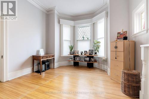 7 Homewood Avenue, Hamilton, ON - Indoor