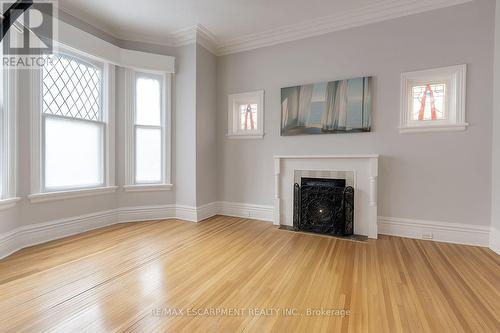 7 Homewood Avenue, Hamilton, ON - Indoor With Fireplace