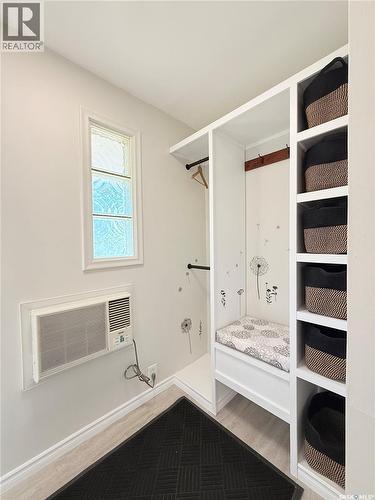 201 Ottawa Street, Davidson, SK - Indoor