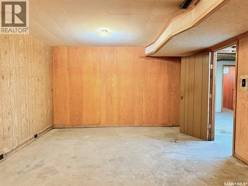 201 Ottawa Street, Davidson, SK - Indoor