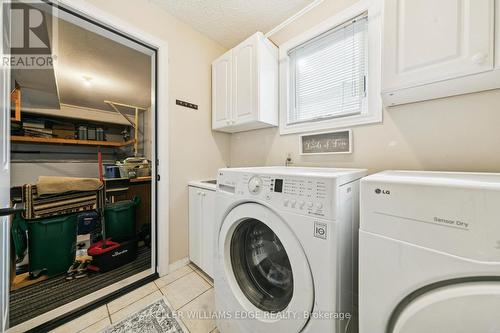 2210 Heidi Avenue, Burlington, ON - Indoor Photo Showing Laundry Room