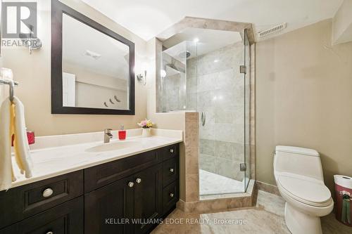 2210 Heidi Avenue, Burlington, ON - Indoor Photo Showing Bathroom