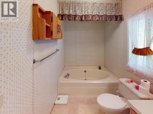 32-6271 Mcandrew Ave, Powell River, BC - Indoor Photo Showing Bathroom