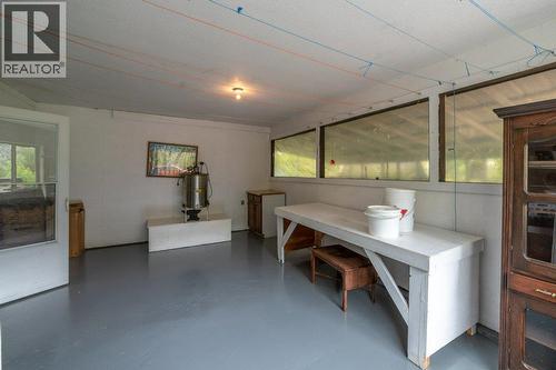 294 Road 18 Road, Oliver, BC - Indoor Photo Showing Other Room