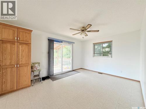 100 1St Avenue N, Lucky Lake, SK - Indoor Photo Showing Other Room