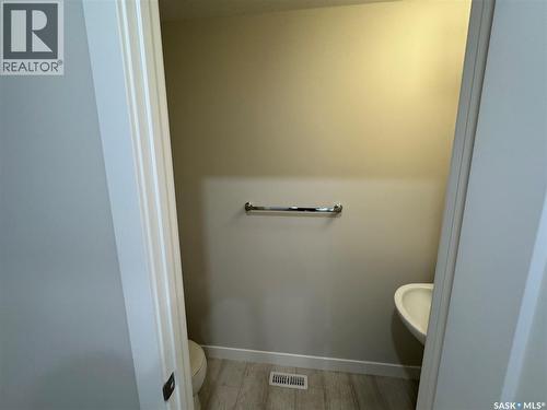 4409 E Keller Avenue, Regina, SK - Indoor Photo Showing Bathroom
