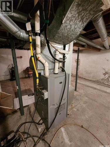 805 Pacific Street, Grenfell, SK - Indoor Photo Showing Basement
