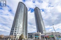 612 - 125 VILLAGE GREEN SQUARE  Toronto, ON M1S 0G3