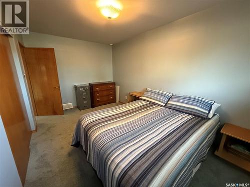 133 Birch Drive, Weyburn, SK - Indoor Photo Showing Bedroom