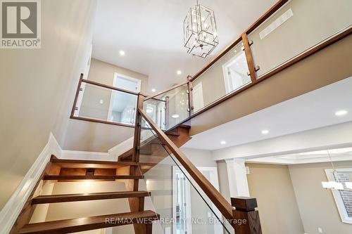 29 W Dykie Court, Bradford West Gwillimbury, ON - Indoor Photo Showing Other Room