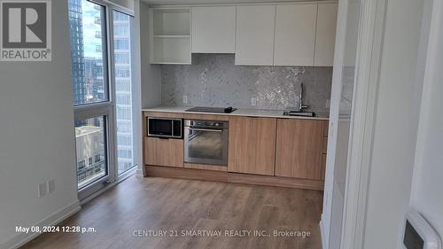 2317 - 82 Dalhousie Street, Toronto, ON - Indoor Photo Showing Kitchen