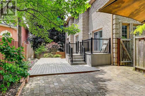 1591 Hampshire Crescent, Mississauga, ON - Outdoor With Deck Patio Veranda