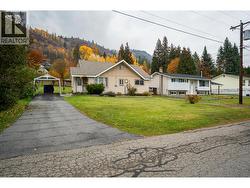 720 11th Avenue  Montrose, BC V0G 1P0