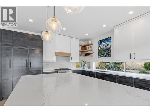 7305 Old Stamp Mill Road, Vernon, BC - Indoor Photo Showing Kitchen