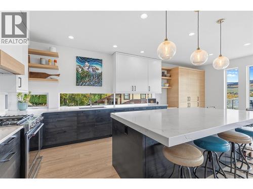 7305 Old Stamp Mill Road, Vernon, BC - Indoor Photo Showing Kitchen With Double Sink With Upgraded Kitchen