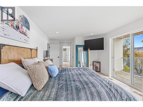 7305 Old Stamp Mill Road, Vernon, BC - Indoor Photo Showing Bedroom
