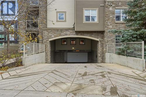 201 1220 Blackfoot Drive, Regina, SK - Outdoor