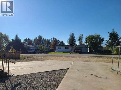 1070 4Th Avenue, Valemount, BC - Outdoor