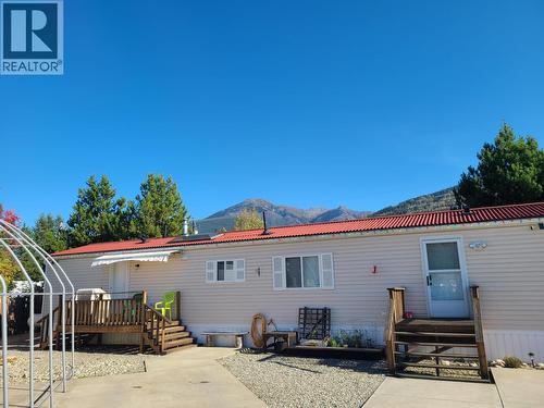 1070 4Th Avenue, Valemount, BC - Outdoor