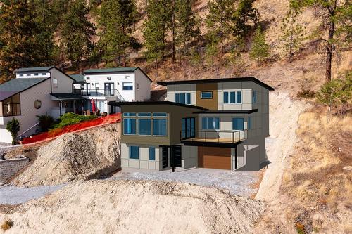 2272 Omineca Place, Kelowna, BC - Outdoor