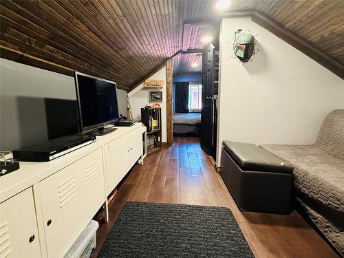 205 Otis Street, Kimberley, BC - Indoor Photo Showing Other Room