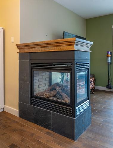 36-1581 20 Street, Salmon Arm, BC - Indoor Photo Showing Other Room With Fireplace
