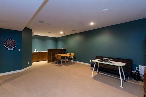 36-1581 20 Street, Salmon Arm, BC - Indoor Photo Showing Other Room