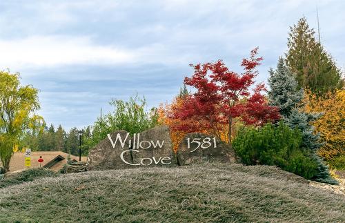 36-1581 20 Street, Salmon Arm, BC - Outdoor With View