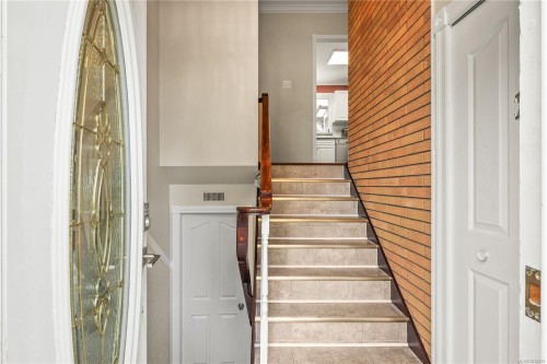 6081 Parkway Dr, Nanaimo, BC 