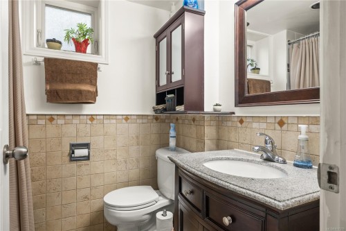 6081 Parkway Dr, Nanaimo, BC 