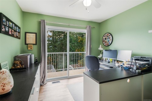 10550 Asher Rd, Port Alberni, BC 