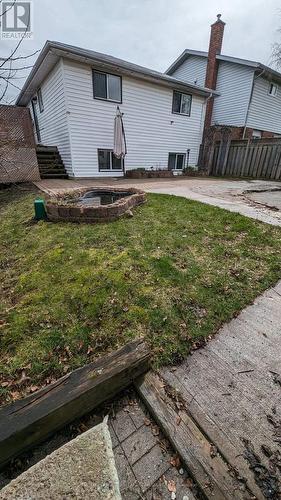 Upper - 34 Mcconkey Place, Barrie, ON - Outdoor