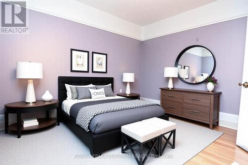 37 Dundas Street W, Mississauga, ON 